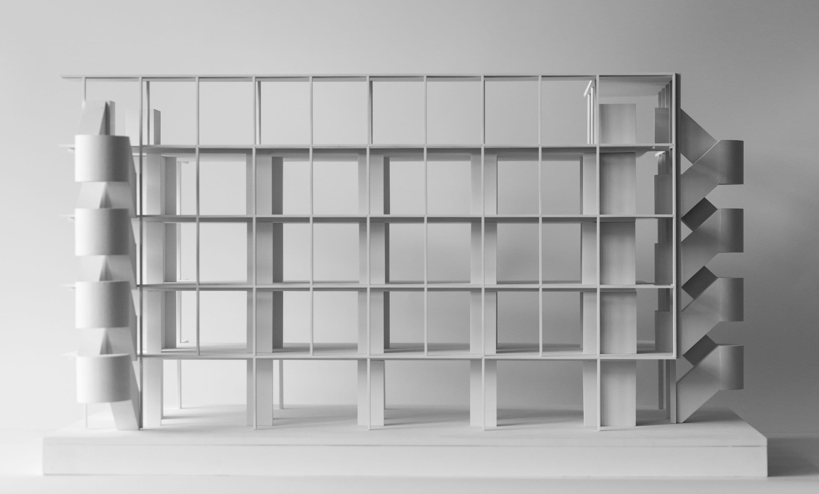 The Modern Villa — 1:50 model, front
